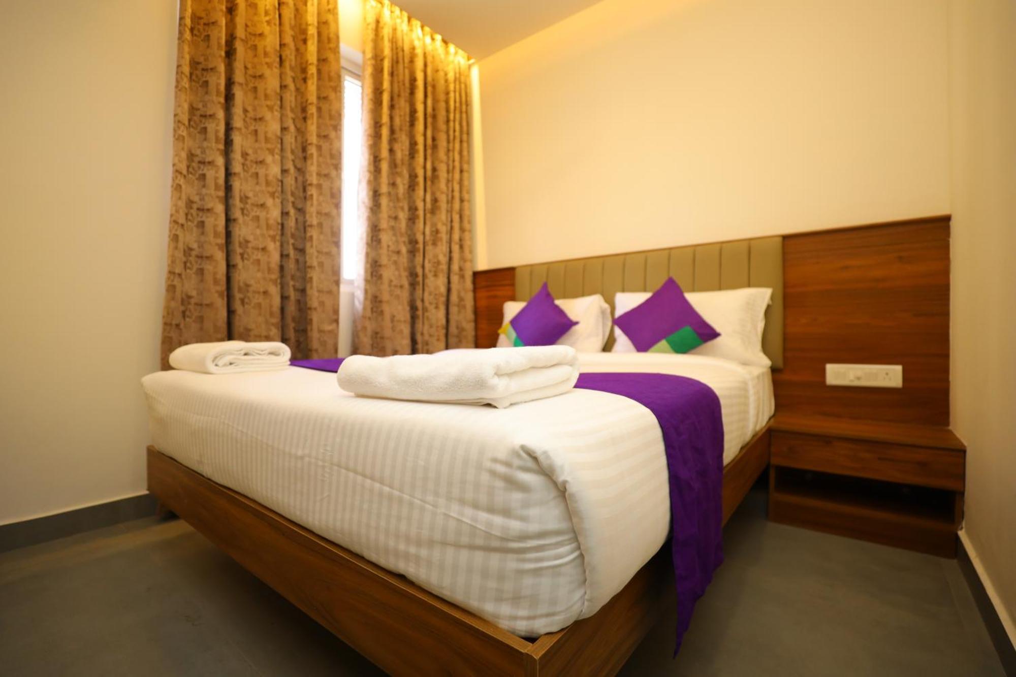 Silverkey Hotel Yelahanka บังกาลอร์ ภายนอก รูปภาพ