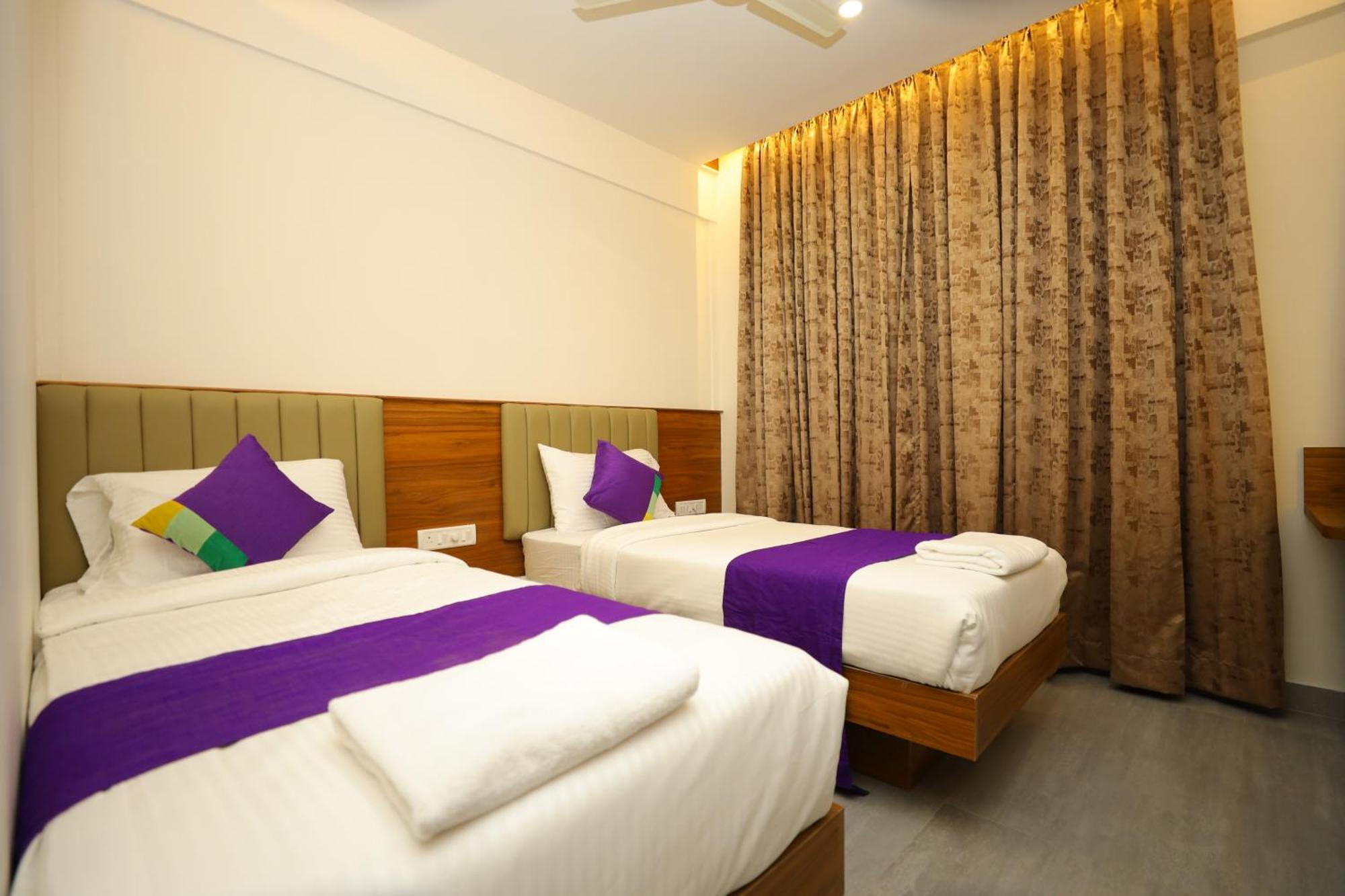 Silverkey Hotel Yelahanka บังกาลอร์ ภายนอก รูปภาพ