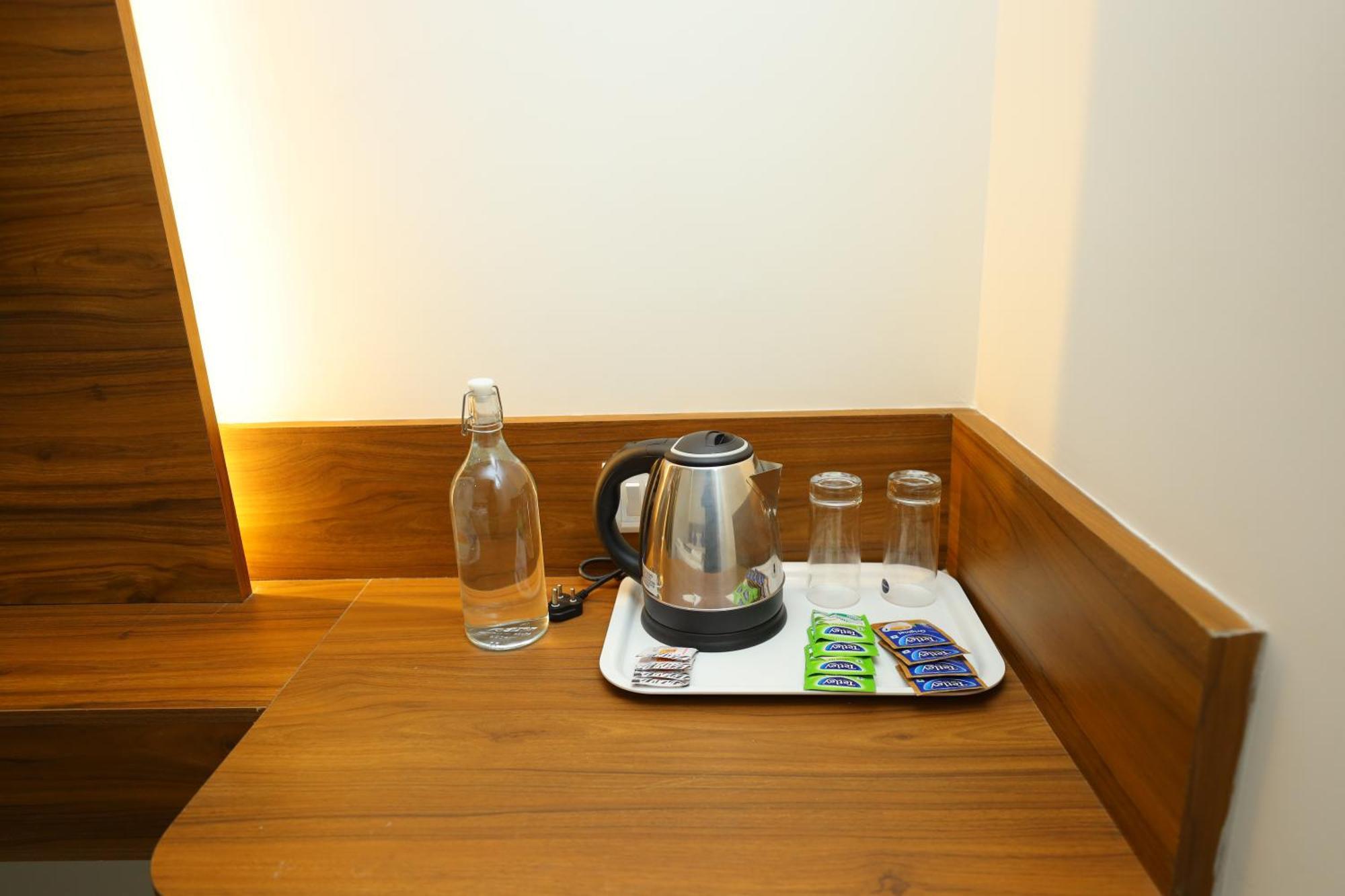 Silverkey Hotel Yelahanka บังกาลอร์ ภายนอก รูปภาพ