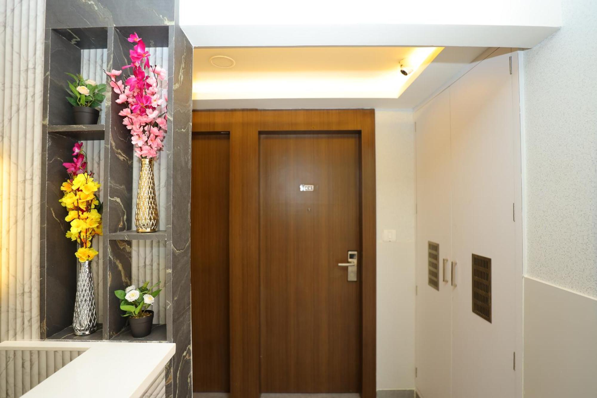 Silverkey Hotel Yelahanka บังกาลอร์ ภายนอก รูปภาพ