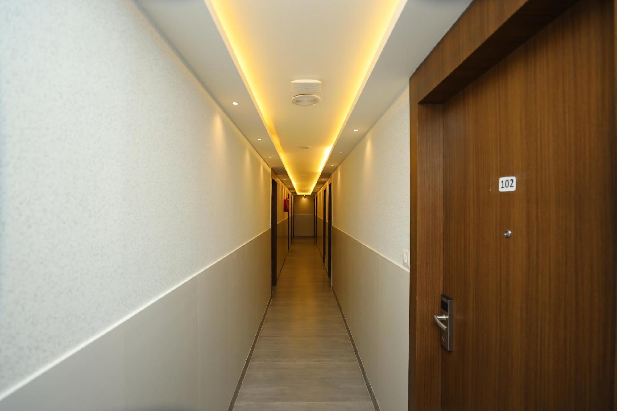 Silverkey Hotel Yelahanka บังกาลอร์ ภายนอก รูปภาพ